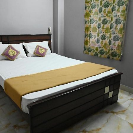 Sathya Guest House Tiruvannamalai Bagian luar foto